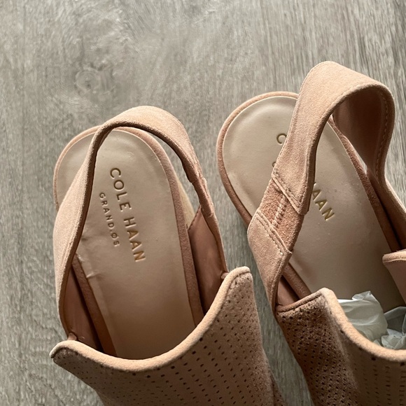 Cole Haan Women’s Grand Os Callista Open Peep Toe Ankle Bootie / Beige Blush 8.5 - Picture 5 of 10